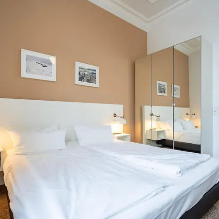 Hintze App 07 * Heringsdorf (Usedom)